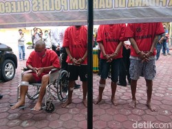 Polisi Tembak 4 Residivis Pencurian Mobil di Cilegon