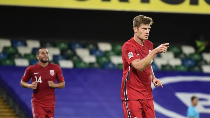 BELFAST, NORTHERN IRELAND - SEPTEMBER 07: Alexander Sorloth of Norway celebrates after scoring their third goal during the UEFA Nations League group stage match between Northern Ireland and Norway at National Stadium on September 7, 2020 in Belfast, United Kingdom. (Photo by Charles McQuillan/Getty Images)