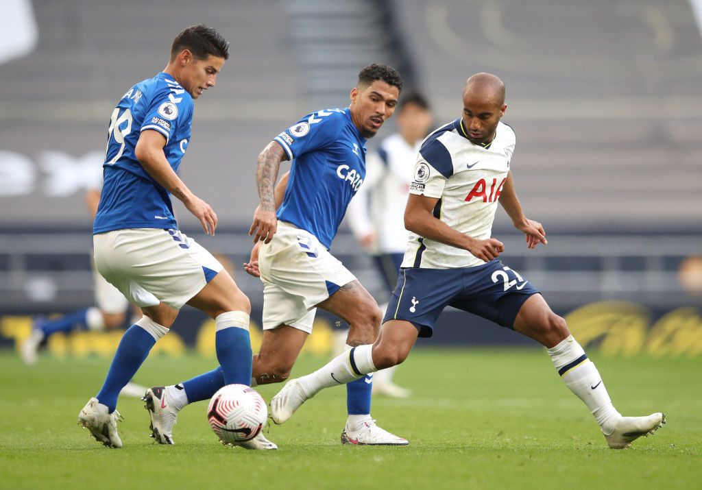 LONDON, ENGLAND - SEPTEMBER 13: Allan of Everton in action during the Premier League match between Tottenham Hotspur and Everton at Tottenham Hotspur Stadium on September 13, 2020 in London, England. (Photo by Catherine Ivill/Getty Images)