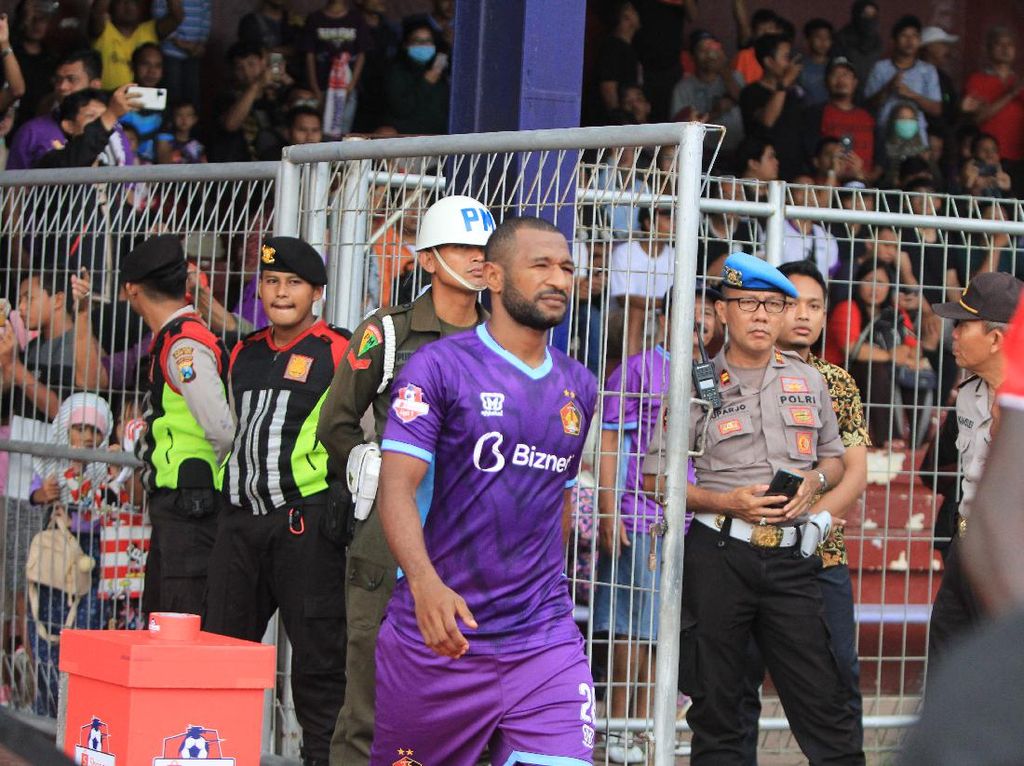 Andri Ibo Masih Butuh Waktu Recovery Usai Sembuh dari COVID-19 Andri Ibo Masih Butuh Waktu Recovery Usai Sembuh dari COVID-19