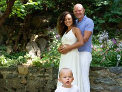 Suami ke Klub Striptis, Masalah Rumah Tangga Bintang Reality Show Ini Diumbar