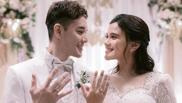 Foto: Inspirasi Pernikahan Audi Marissa & Anthony Xie yang Serba Putih