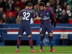 Dani Alves ke Neymar: Aku Sayang Kamu, Bro
