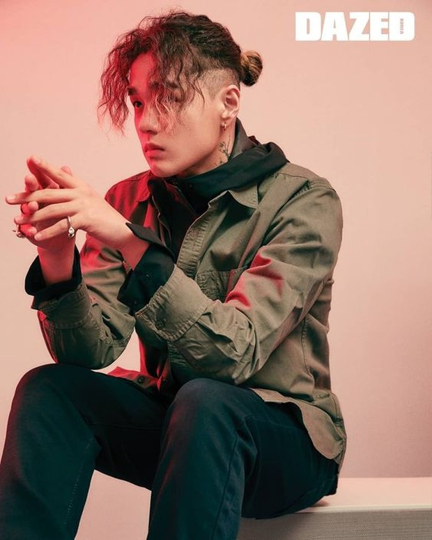 Dean / pinterest.com (fy dean tumblr) Dean saat pemotretan majalad Dazed menggunakan gaya rambut man bun