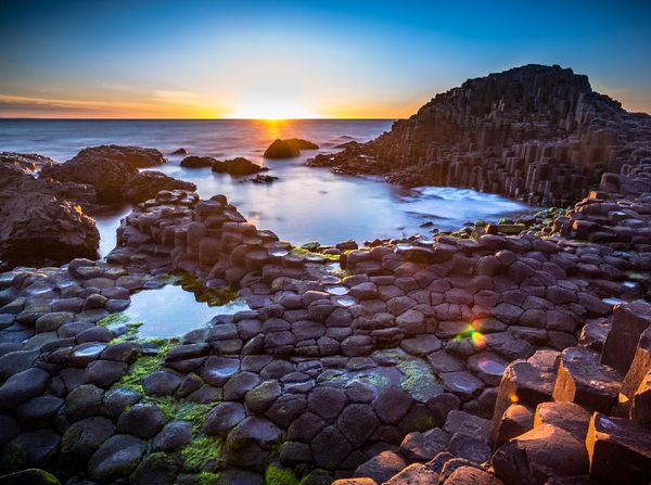 Potret Bebatuan yang Dibangun Raksasa di Irlandia