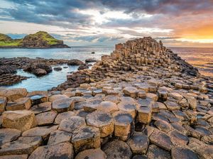5 Fakta Giants Causeway Deretan Batuan Unik di Irlandia 5 Fakta Giants Causeway Deretan Batuan Unik di Irlandia