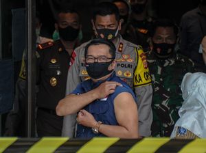 Alasan Ridwan Kamil Jadi Relawan: Banyak Hoax soal Vaksin COVID Alasan Ridwan Kamil Jadi Relawan: Banyak Hoax soal Vaksin COVID