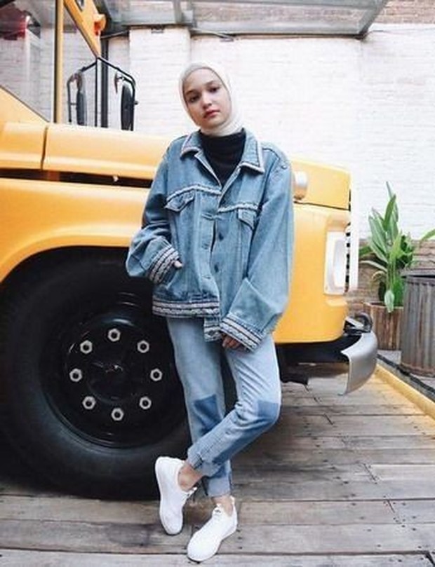 Hijabstyle/denimondenim/pinterest com OOTD hijab keren