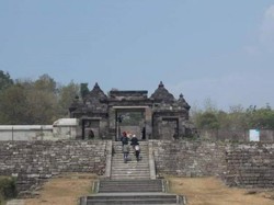 Candi Ratu Boko Pas buat Menikmati Sunset di Jogja
