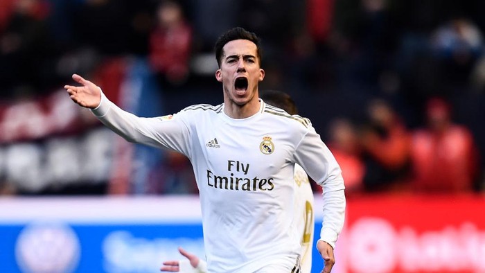 PAMPLONA, SPAIN - FEBRUARY 09: Lucas Vazquez of Real Madrid CF reacts during the Liga match between CA Osasuna and Real Madrid CF at El Sadar Stadium on February 09, 2020 in Pamplona, Spain. (Photo by Juan Manuel Serrano Arce/Getty Images)