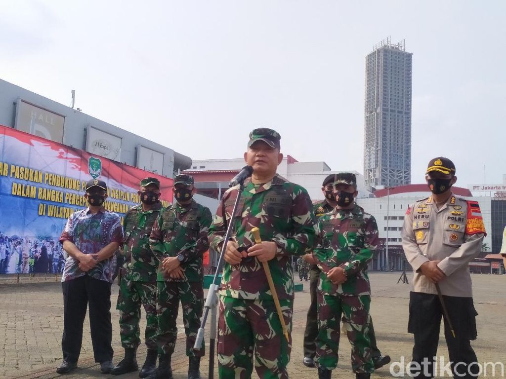 Pimpin Apel Penegakan PSBB DKI, Pangdam Jaya Minta Anggota Tak Arogan