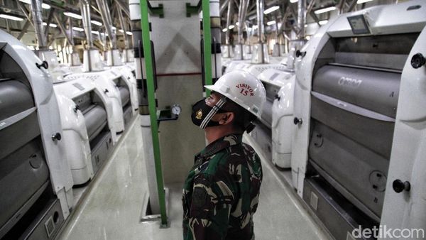 Melihat Lebih Dekat Penerapan Protokol Kesehatan di Pabrik