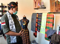 Wakil Ketua MPR Puji UMKM Kreatif Baubau Tetap Bertahan saat Pandemi