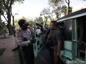 Tak Bermasker, Penumpang Angkot Ngaku Polisi Tolak Push Up