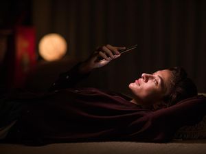 Layar Imersif OPPO Reno4 Hadirkan Pengalaman Visual Terbaik