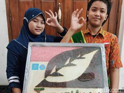 Kreatif, Pelajar Surabaya Sulap Minyak Jelantah Jadi Sabun Cuci Tangan