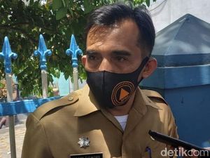 Positif COVID-19 Bertambah, Satgas Minta Bank Plat Merah Pindahkan Layanan