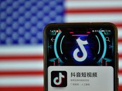 Kasihan Deh Warga AS Nggak Bisa TikTok-an dan WeChat-an Mulai Minggu