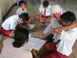 DPRD Surabaya Minta Pemkot Jemput Bola Atasi Masalah Internet Siswa