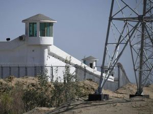 AS Blokir Produk China yang Dibuat di Kamp Kerja Paksa Xinjiang AS Blokir Produk China yang Dibuat di Kamp Kerja Paksa Xinjiang