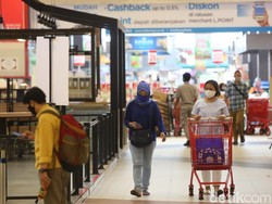 Jurus Pengusaha Mal Bertahan dari Kejamnya Corona