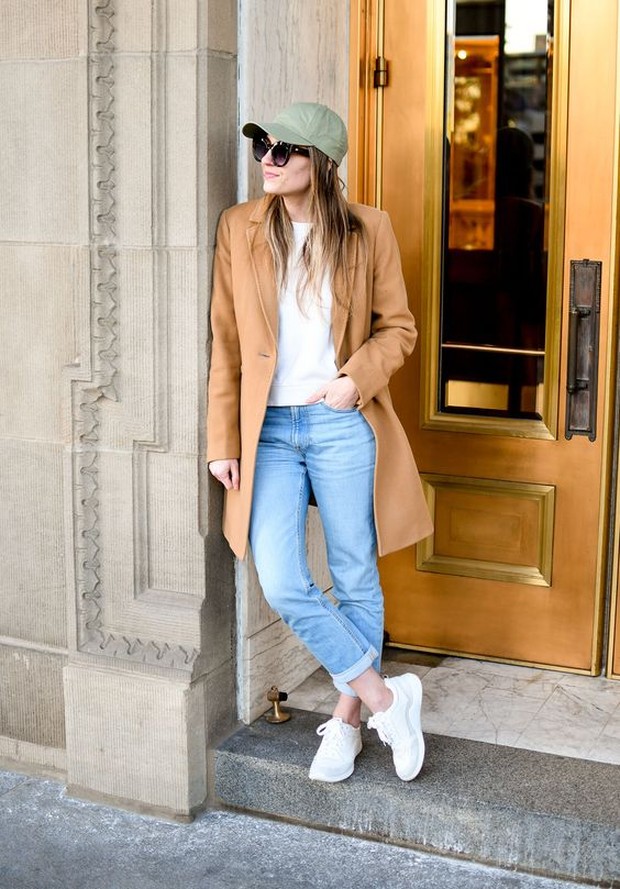 Cocok bagi yang ingin tampil santai namun stylist.