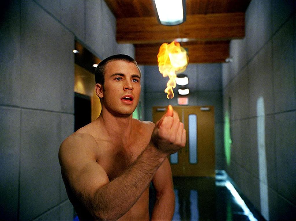 Chris Evans Jangan Sedih! Ini Deretan Seleb yang Sempat Unggah Foto Telanjangnya Chris Evans Jangan Sedih! Ini Deretan Seleb yang Sempat Unggah Foto Telanjangnya
