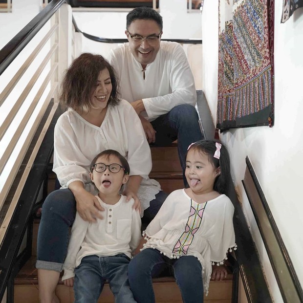 Cynthia Lamusu Sekeluarga