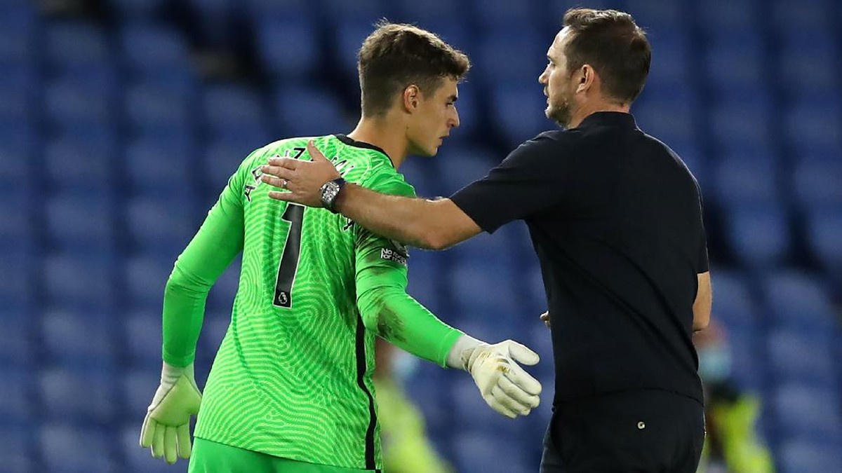 Kepa Arrizabalaga dan manajer Chelsea, Frank Lampard. (Foto: Getty Images/Pool)