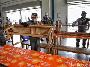 Hari Pertama PSBB Ketat, Satpol DKI Temukan 8 Rumah Makan Langgar Aturan