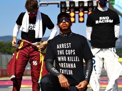 Pakai Kaos Tangkap Polisi, Lewis Hamilton Diinvestigasi FIA