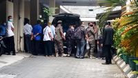 Lift Jatuh, Ketua DPRD DIY Patah Kaki