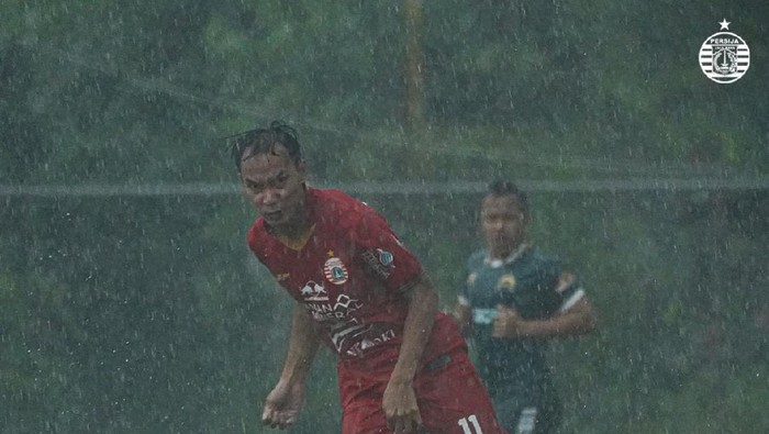 Persija Jakarta vs Tira Persikabo dalam laga uji coba, Selasa (15/9/2020).