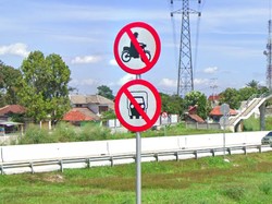 Viral Pemotor Masuk Tol Jagorawi gegara Ikuti Google Maps