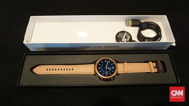 Samsung Galaxy Watch 3 smartwatch jam pintar