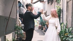 Intip Inspirasi Foto Prewedding di Gang Sempit Roxy yang Viral