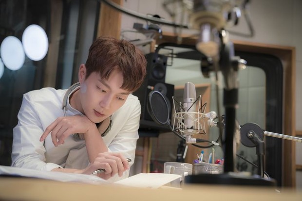 Yoon Doo Joon/hancinema.net Soo Ho merupakan sosok aktor kelas atas dengan karier yang bersinar tetapi memiliki kehidupan yang gelap.