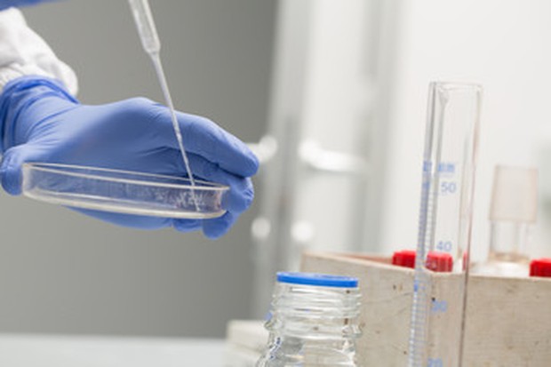 Menjalani program perencanaan kehamilan tentu akan membutuhkan biaya yang sangat besar. Apalagi jika yang harus dilakukan adalah prosedur bayi tabung.