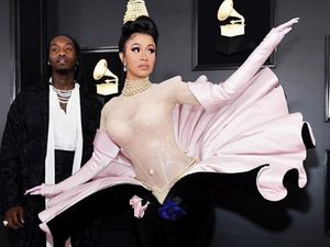 Cardi B Disebut Cari Sensasi usai Gugat Cerai Offset Cardi B Disebut Cari Sensasi usai Gugat Cerai Offset