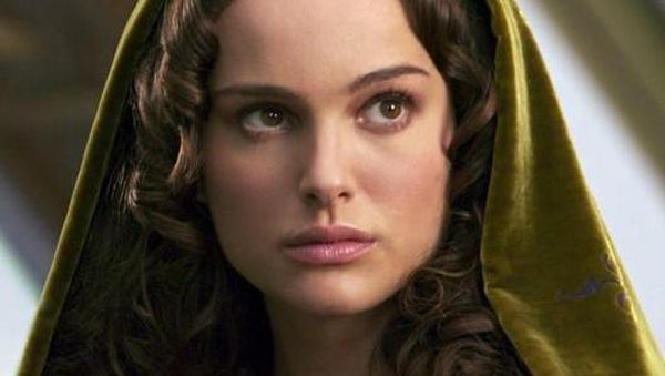 8 Hal Gila Dilakukan Artis Demi Akting, Patahkan Gigi Hingga Jadi Gelandangan