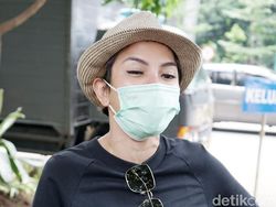 Nikita Mirzani Terancam Dilaporkan Gegara Sindir Puan Maharani