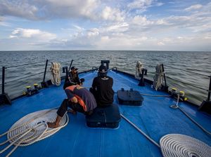 Bea Cukai Pelototi Wilayah Perairan Cegah Penyelundupan saat Nataru