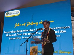 BPN Kota Bogor Serahkan 30 Peta Kelurahan Lengkap ke Bima Arya