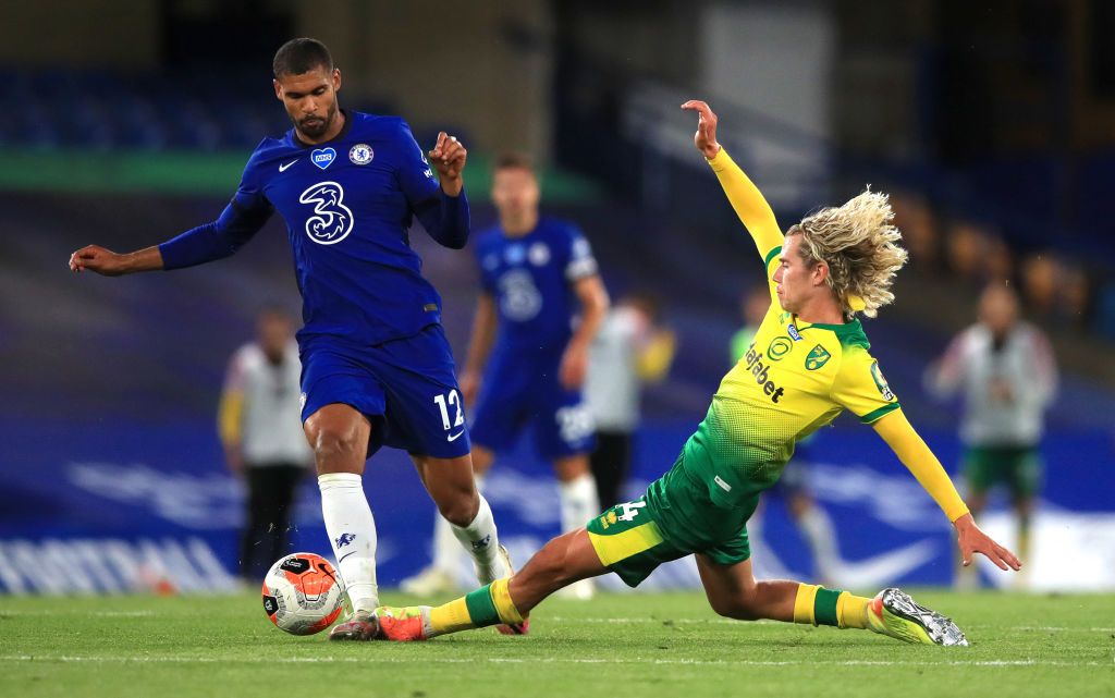 LONDON, ENGLAND - JULY 04: Ruben Loftus-Cheek of Chelsea runs with the ball during the Premier League match between Chelsea FC and Watford FC at Stamford Bridge on July 04, 2020 in London, England. Football Stadiums around Europe remain empty due to the Coronavirus Pandemic as Government social distancing laws prohibit fans inside venues resulting in all fixtures being played behind closed doors. (Photo by Mike Hewitt/Getty Images)