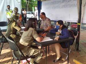 Didenda karena Tak Pakai Masker di Mobil di Jakut, Pria Ini Protes