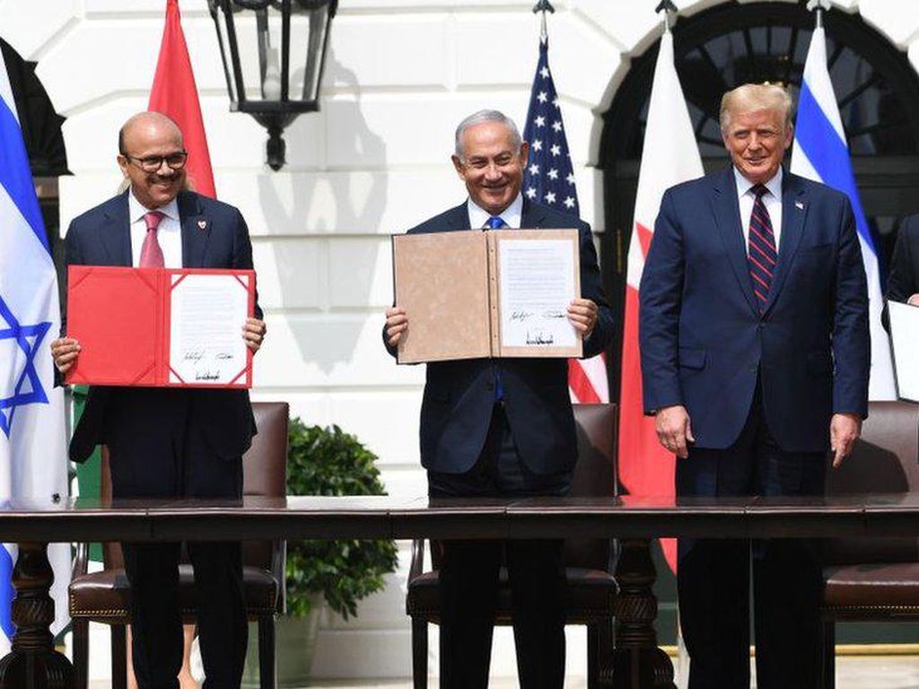 Perjanjian Damai Israel-UEA-Bahrain Resmi Diteken di Gedung Putih AS Perjanjian Damai Israel-UEA-Bahrain Resmi Diteken di Gedung Putih AS