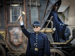 Waiting for The Barbarians, Film Tentang Kebencian dan Kolonialisme di Mola TV