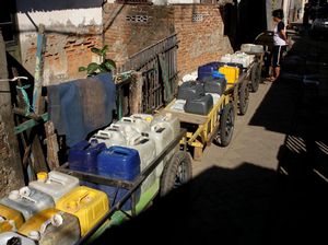 Warga Kelurahan Tallo, Makassar Kesulitan Air Bersih