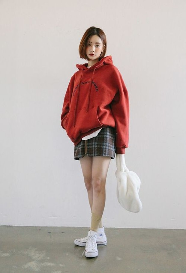 Gaya fashion agar tampak lebih muda