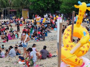 Pantai Sanur Bali Ramai Wisatawan Banget Pantai Sanur Bali Ramai Wisatawan Banget